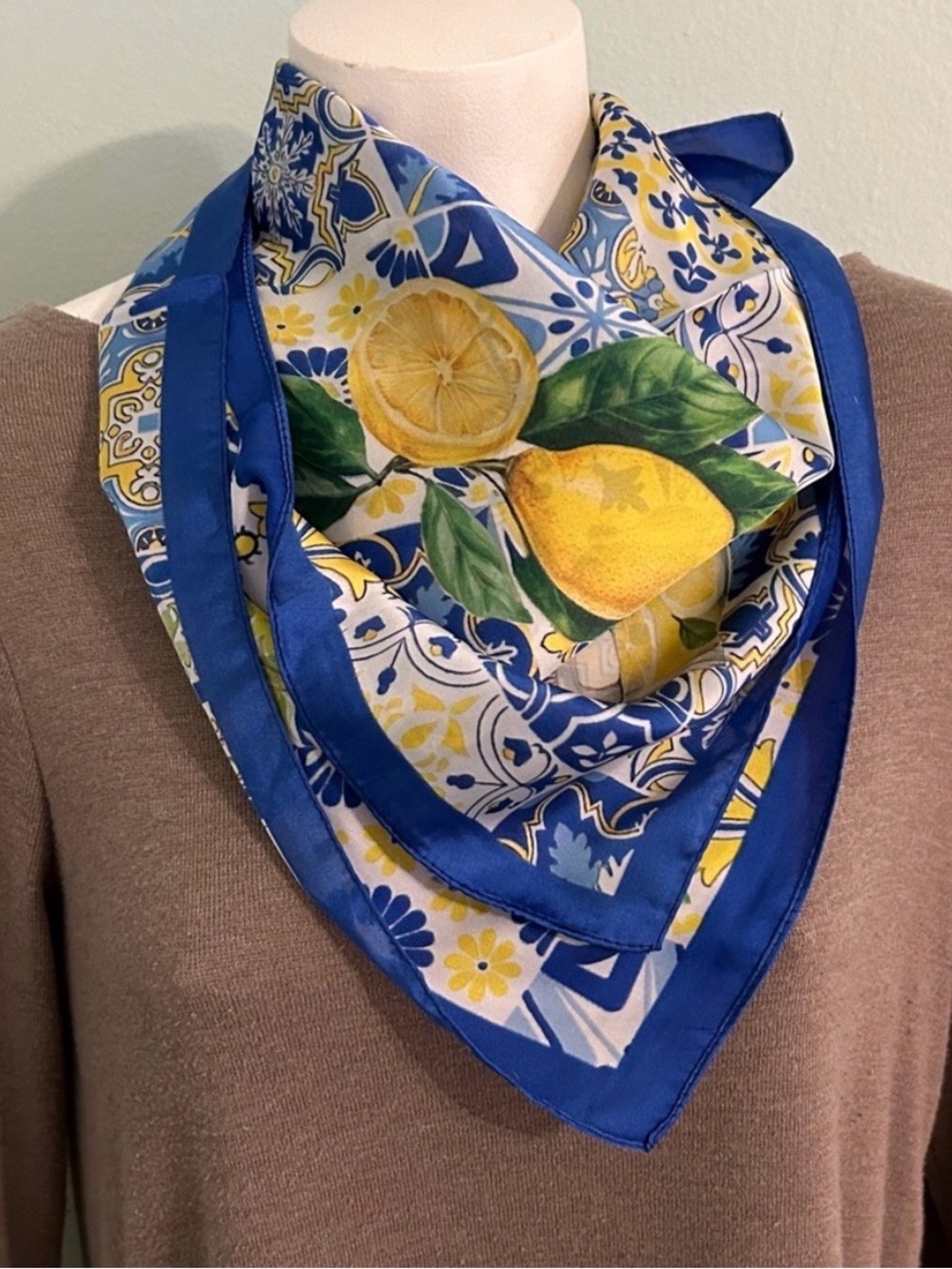 Lemon scarf NEW blue yellow white French inspired pattern